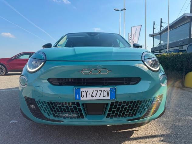 FIAT 600 (2023--) 600 Hybrid 100 CV DCT MHEV La Prima - Foto 3