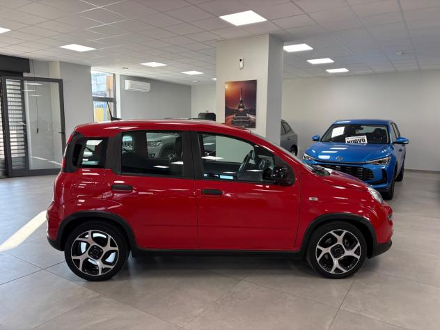 Fiat Panda Sport 1.0 Hybrid 70cv 2021 km 85000 - Foto 3
