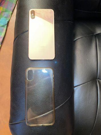 1 COVER TRASPARENTE USATA MA INTEGRA COMPATIBILE PER SMARTPHONE APPLE IPHONE XS - Foto 3