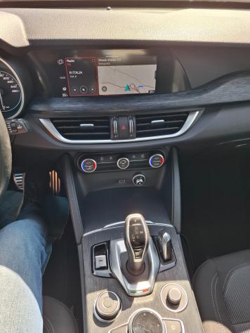 Alfa Romeo Stelvio 2.2 jtdm 190CV Q4 anno 2022 - Foto 8