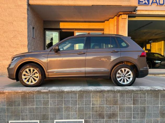 VOLKSWAGEN Tiguan 2.0 TDI 150 CV SCR DSG Life rif. 24072962 - Foto 7