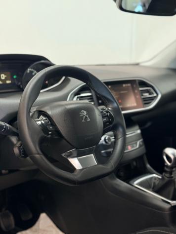 Peugeot 308 BlueHDi 130 CV SW Allure 03/2019 Euro 6B - Foto 5
