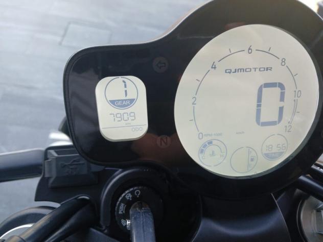 QJ Motor SRV 550 - Foto 6