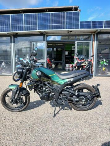 BENELLI Leoncino 125 . rif. 24112465