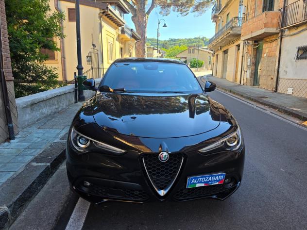 Alfa Romeo Stelvio 2.2 Turbodiesel 210 CV AT8 Q4 Executive - Foto 2
