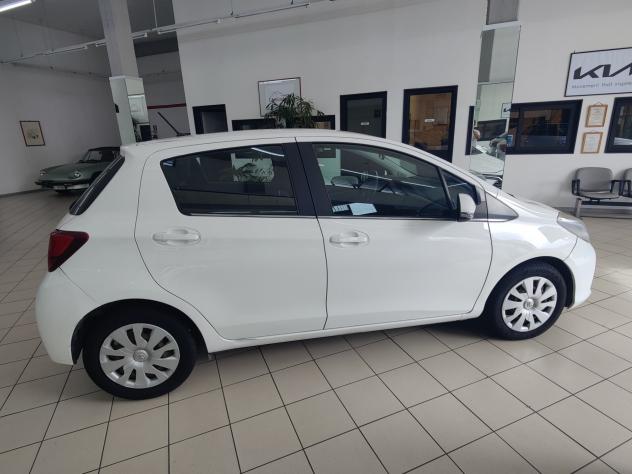 Toyota Yaris 1.4 D-4D 5 porte Active - Foto 6