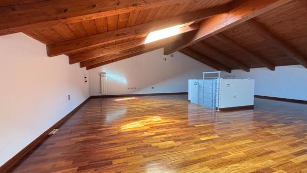 Appartamento in vendita a Cascina 107 mq Rif: 1421658