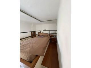 Stanza singola con balcone 300eu Bicocca M5