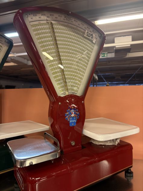 Bilancia berkel restaurata a 2 piatti - Foto 3