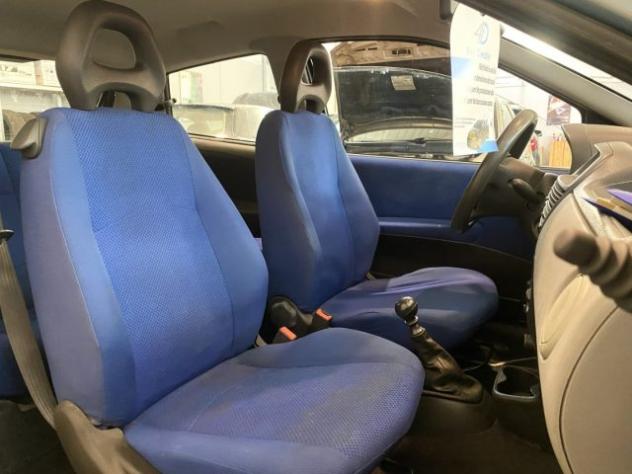 FIAT Punto 1.2i 16V cat 3 porte ELX -Garanzia12m- rif. 24203027 - Foto 9