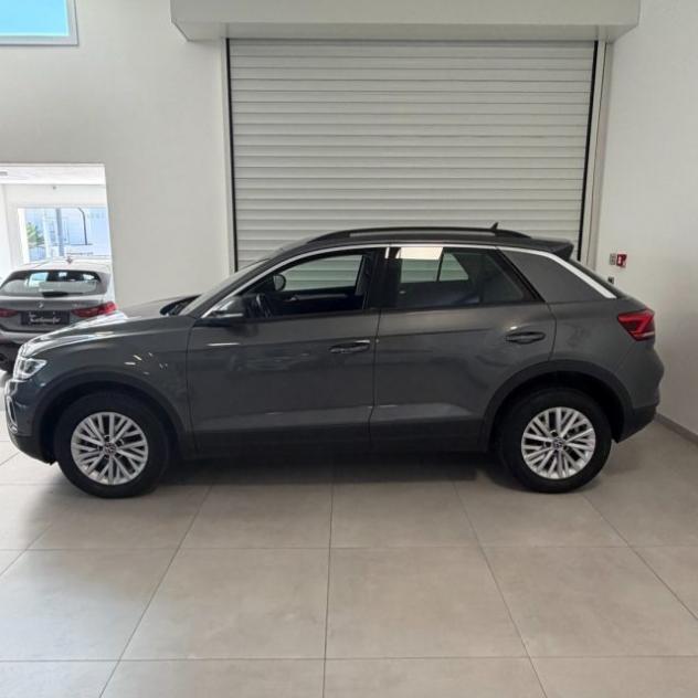 VOLKSWAGEN T-Roc 2.0 TDI SCR 150 CV DSG Life rif. 23963068 - Foto 4