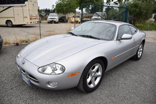Jaguar XK8 4.0 V8 Coupe' RESTYLING - PERFETTA - TAGLIANDATA INTERAMENTE JAGUAR