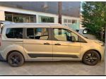 Tassisti: Ford Tourneo Connect con rampa