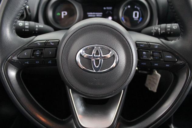 TOYOTA - Yaris Cross - 1.5 Hybrid 5p. E-CVT Active - Foto 9