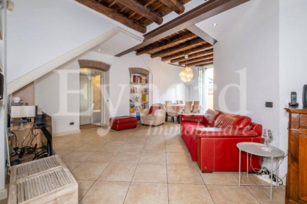 Appartamento di 140 m² con 4 locali in vendita a Bergamo