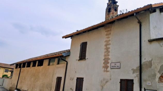 Ampio Cascinale con Corte Privata: Abitazione e Grandi Volumi Recuperabili - Foto 5