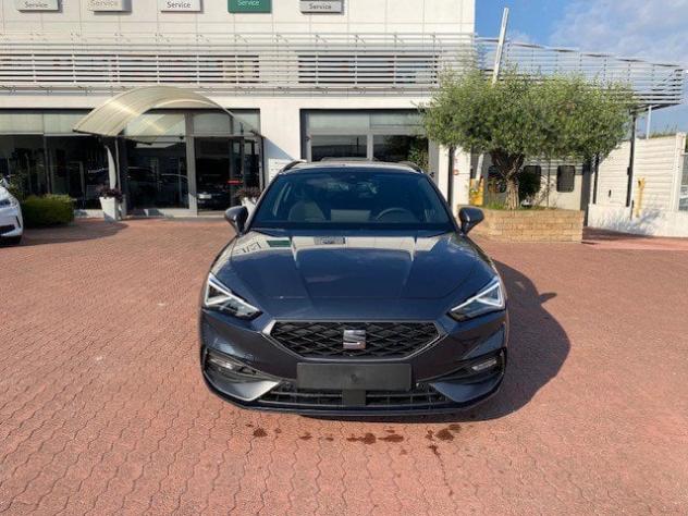 SEAT Leon Leon Sportstourer 1.5 hybrid 116 CV DSG FR - Foto 2