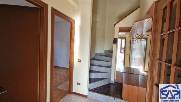 In vendita: appartamento indipendente in villa bifamiliare - Foto 11