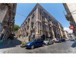 1 Vetrina in vendita a Catania
