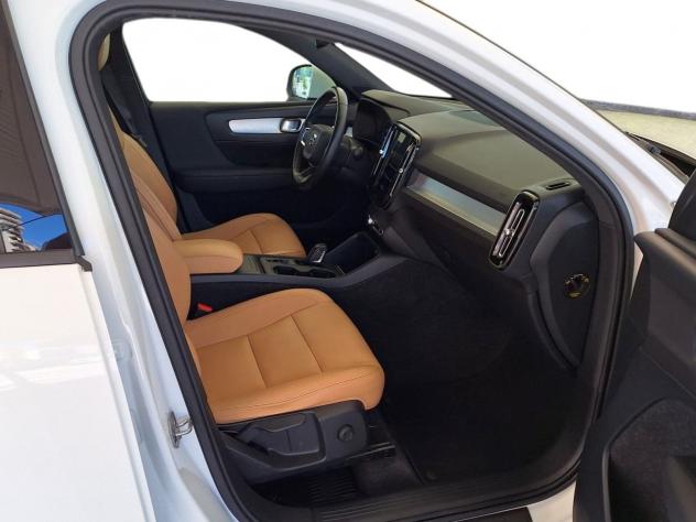 Volvo XC40 D3 150 CV Automatica Momentum - Foto 7