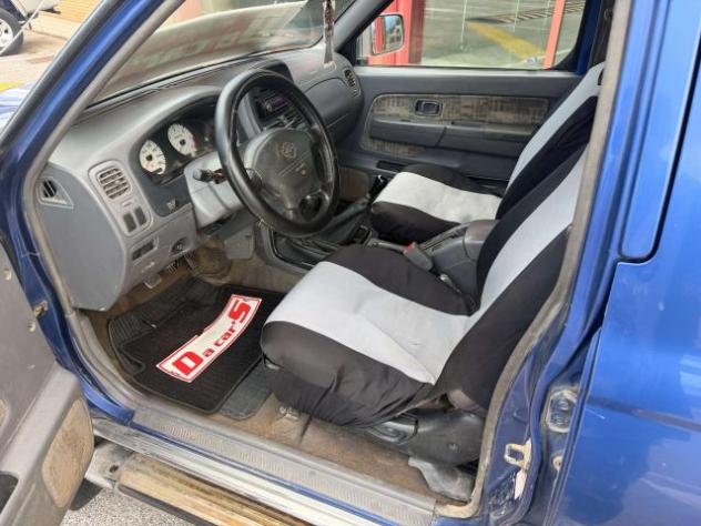 Nissan Pick Up Double Cab 2.5 td - Foto 3