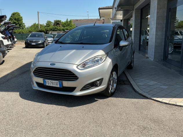Ford Fiesta 1.4 GPL Neopatentati - Foto 3