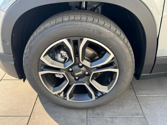 Jeep Avenger e-Hybrid 1.2 MHEV e-Hybrid Turbo Summit #tettoapribile #keyless #portellone - Foto 7