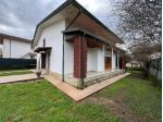 Villa in vendita a Marina di Massa - Massa 140 mq  Rif: 1399294