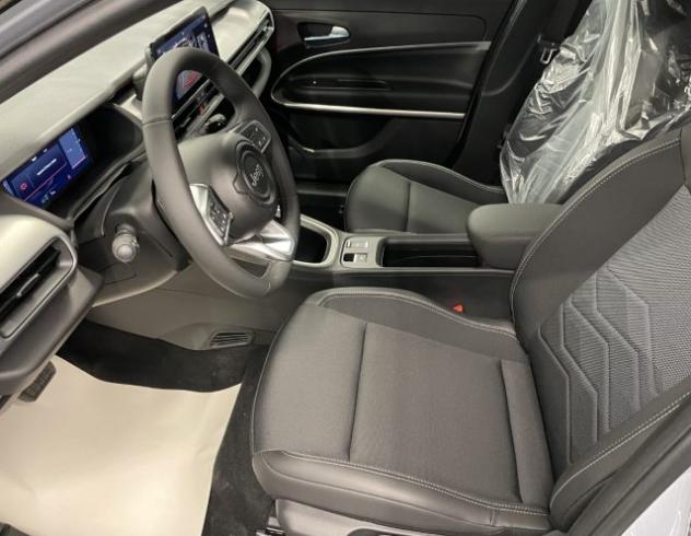 JEEP Avenger 1.2 Summit 110 CV MHEV DCT KM0 MY26 rif. 23986830 - Foto 6
