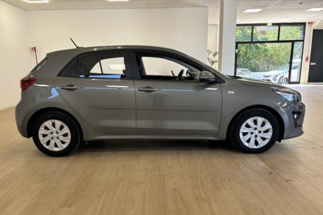 KIA Rio 1.2 DPi 82 CV EcoGPL Urban rif. 24039298 - Foto 4