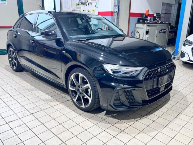 Audi A1 SPB 30 TFSI S tronic S line edition / Black Pack - Foto 2