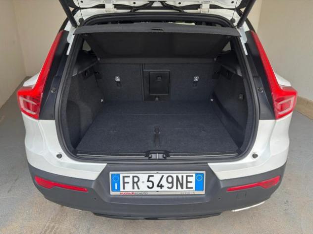 VOLVO XC40 D4 AWD Geartronic R-design rif. 24165060 - Foto 9