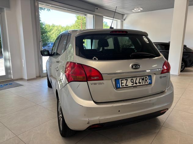 Kia Venga 1.4 CVVT Cool - Foto 5