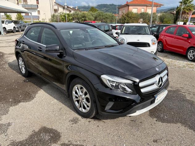 Mercedes-Benz GLA 180 d Business