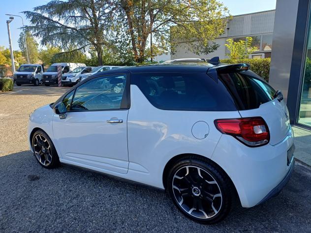 DS DS 3 DS 3 1.4 VTi 95 Just Black - Foto 9