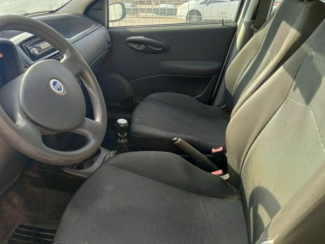 fiat punto 1.2b 5p - Foto 2