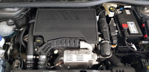 PEUGEOT 2008 2ª serie 2008 PureTech 100 S&S Allure - Foto 10