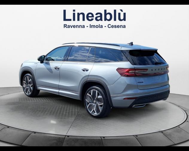 Škoda Kodiaq Sportline Be More 7 posti 1,5 TSI Hybrid 110 kW (150 CV) 7 marce - DSG - Foto 6