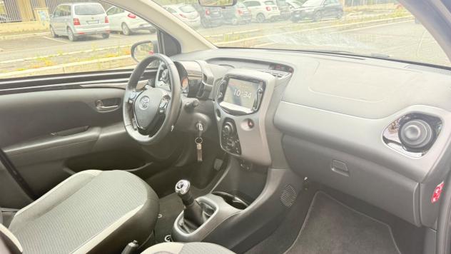 Toyota Aygo Connect 1.0 VVT-i 72 CV 5 porte x-play LED NAVI KAMERA PDC CERCHI 16 BLUETOOTH - Foto 10