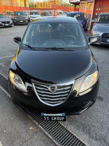 Ypsilon 1.2 69 CV -Platinum-unipro-e6 -75 mila km - - Foto 2