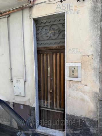 IMMOBILI-IMMOBILE RESIDENZIALE-via Scuderia 3-5 - Foto 2