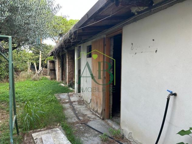 Casa libera su tre lati con giardino - Foto 9