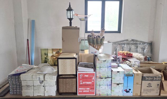 STOCK SANITARI LAVATOI CERAMICA+ARTICOLI FERRAMENTA CASALINGHI - Foto 4