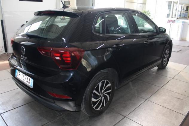 Volkswagen Polo 1.0 Life - Foto 4