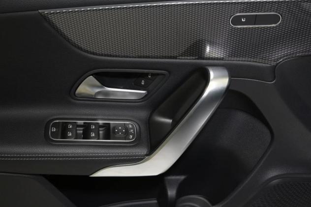MERCEDES A 180 d Automatic Sport - Foto 10