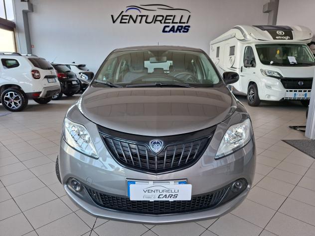 Lancia Ypsilon 1.0 FireFly 5 porte S&S Hybrid Gold - Foto 2