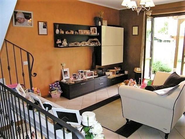 Casa semindipendente in vendita a Romagnano - Massa 120 mq Rif: 1233077