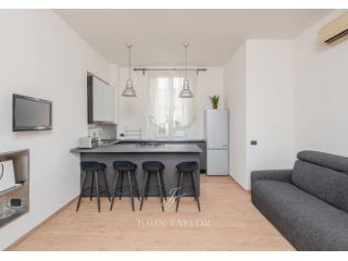 Appartamento di 85 m² con 5 locali in affitto a Milano