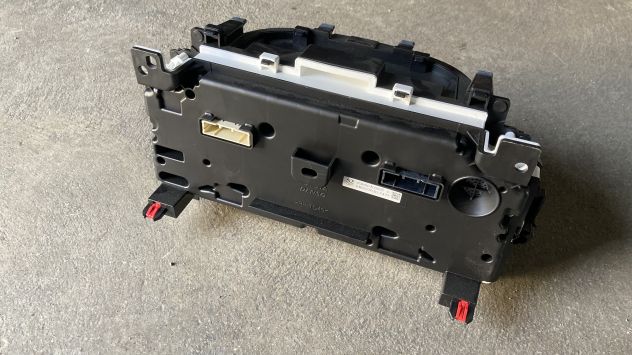 Quadro strumenti Toyota Yaris Hybrid 1.5 del 2021 (83800-K0521) - Foto 3