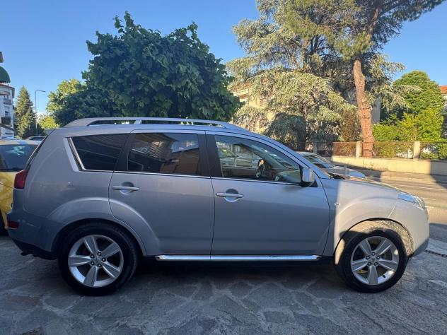 PEUGEOT 4007 2.2 HDi FELINE 4WD 7 POSTI - Foto 5